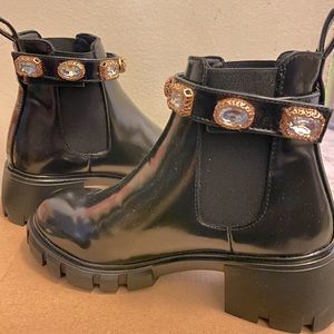 STEVE MADDEN • HAMLET BOOT